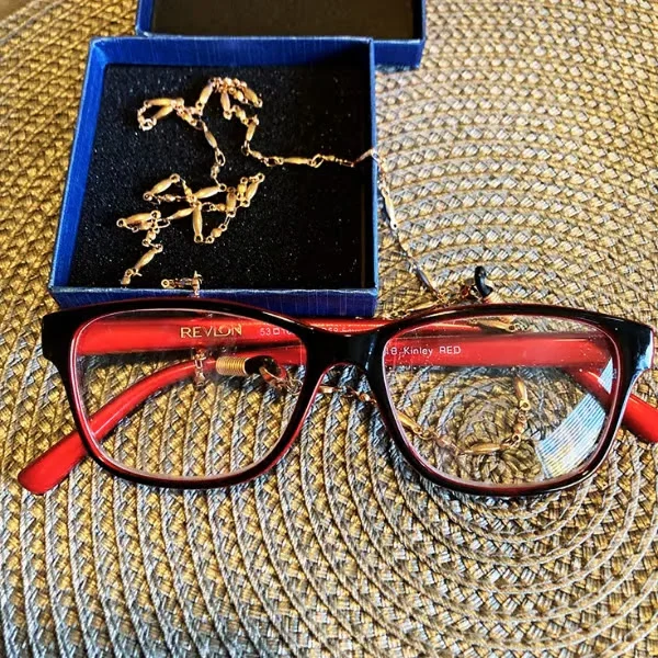 Best Eyeglass Chain